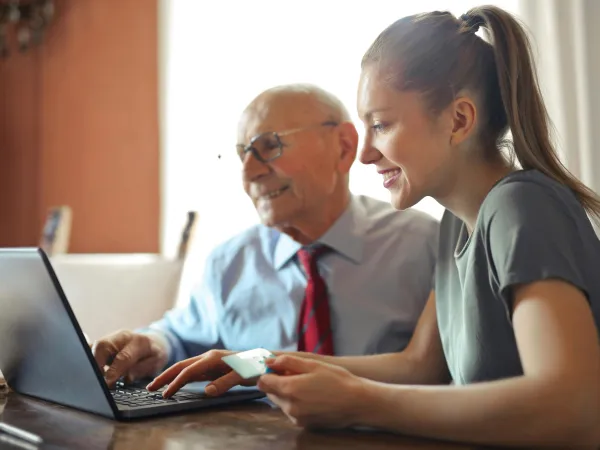 telepsych person helping
